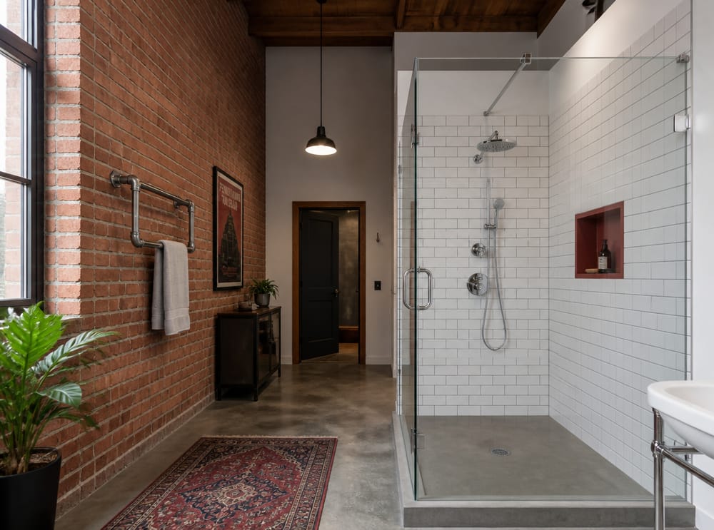 Loft tuğla duvarı andıran tuğla tonlu niş içi