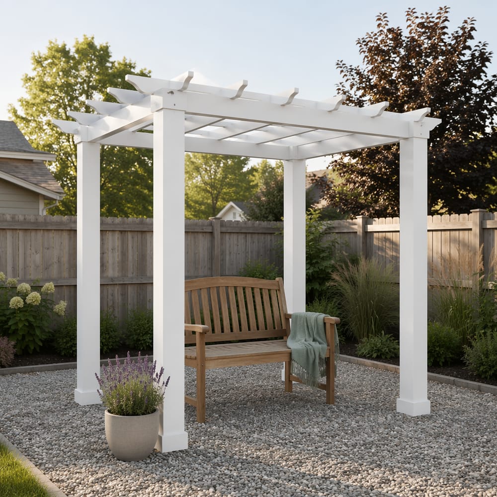 Eenvoudige vinyl pergola over grind met bank
